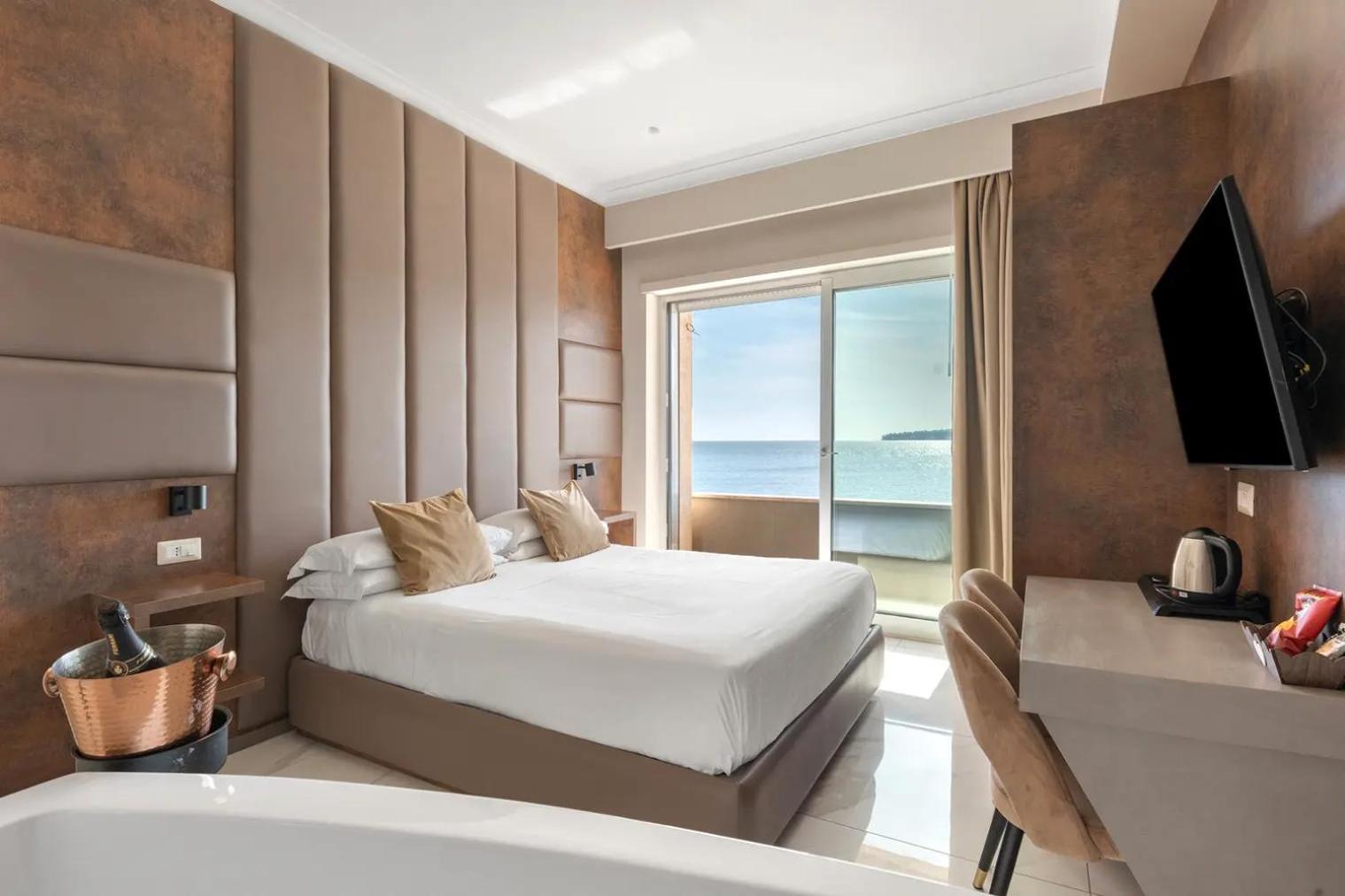 Imperatrice Suites Napoli Esterno foto